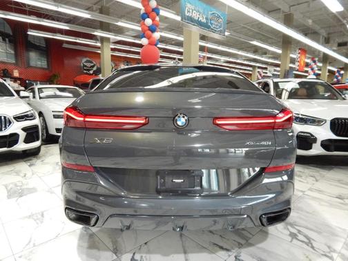 2022 BMW X6 xDrive40i