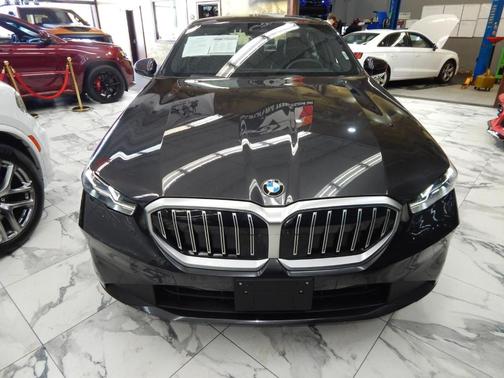 2025 BMW 530 i xDrive