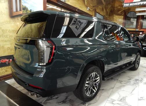 2025 Chevrolet Suburban Z71