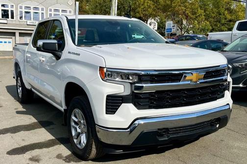 2025 Chevrolet Silverado 1500 LT