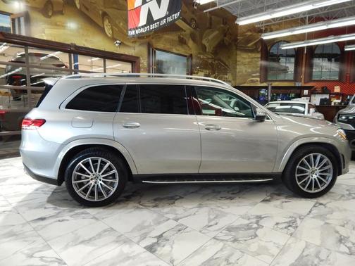 2022 Mercedes-Benz GLS 450 4MATIC
