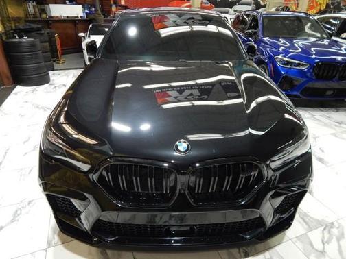 Photo 3 of 60 of 2022 BMW X6 M Base