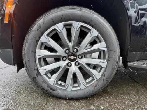 2025 Chevrolet Suburban High Country