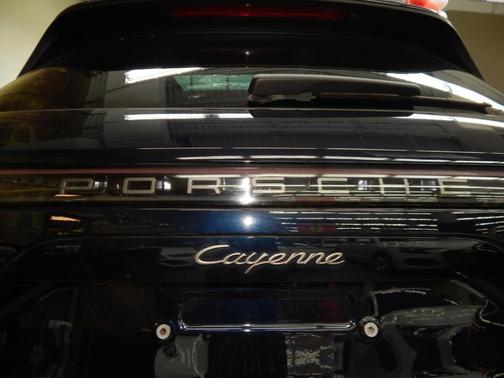 2021 Porsche Cayenne AWD