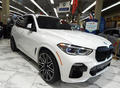 2020 BMW X5 M50i