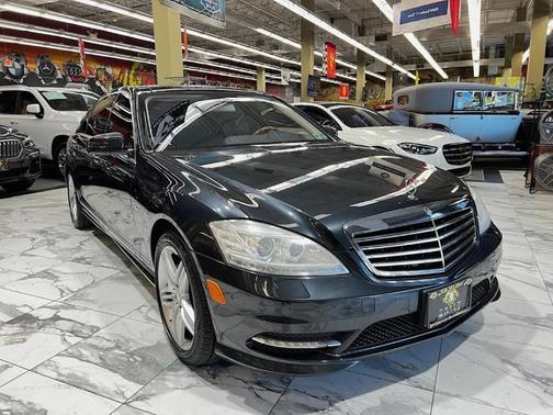 2012 Mercedes-Benz S-Class S 550 4MATIC