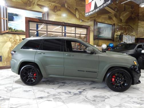 2021 Jeep Grand Cherokee SRT