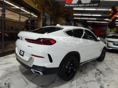 2022 BMW X6 xDrive40i
