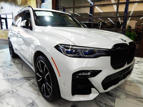 2022 BMW X7 xDrive40i