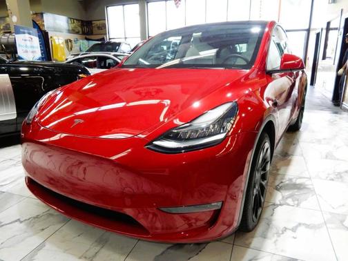 2023 Tesla Model Y Long Range