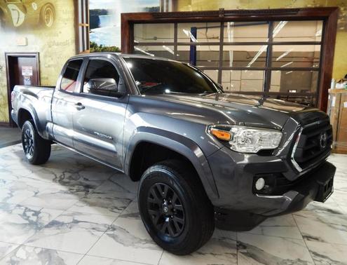 2020 Toyota Tacoma TRD Sport