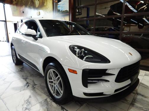 2021 Porsche Macan Base
