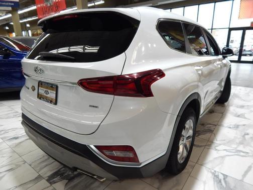 2019 Hyundai SANTA FE 2.4 SE