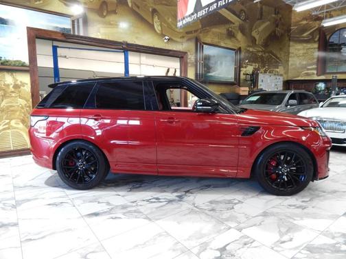 2018 Land Rover Range Rover Sport 5.0L Supercharged SVR