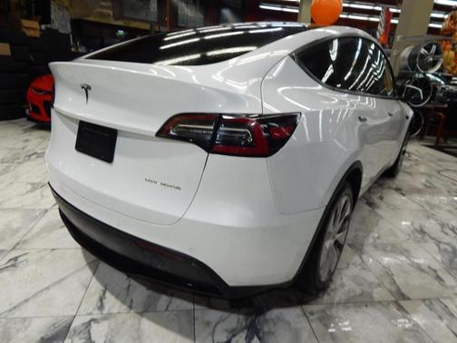 2020 Tesla Model Y Long Range