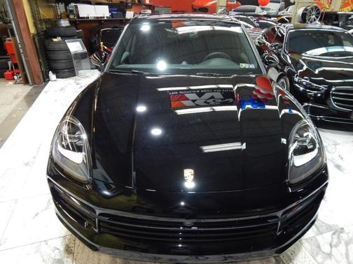 2022 Porsche Cayenne 