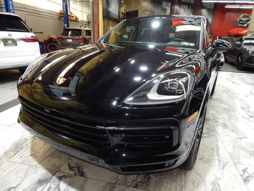 2022 Porsche Cayenne 