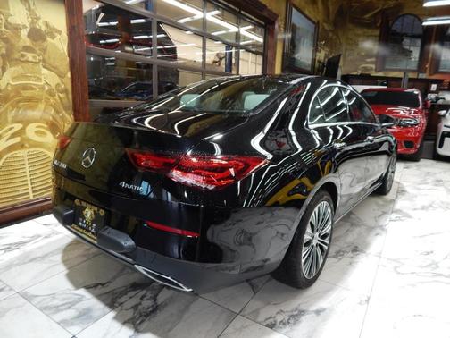 2023 Mercedes-Benz CLA 250 Base 4MATIC