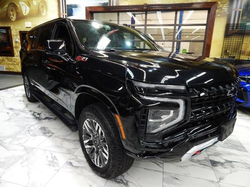 2025 Chevrolet Suburban Z71