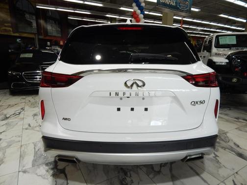 2021 INFINITI QX50 Luxe