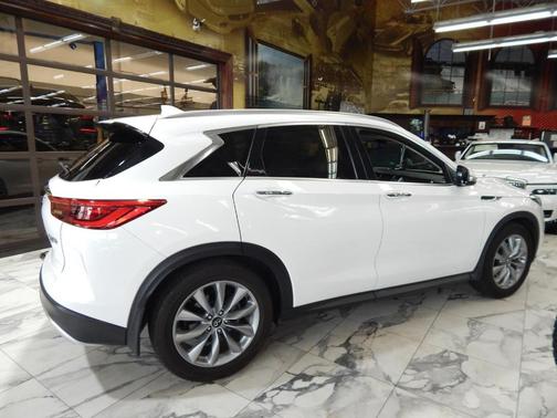2021 INFINITI QX50 Luxe