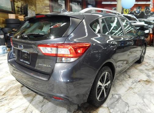 2019 Subaru Impreza 2.0i Premium