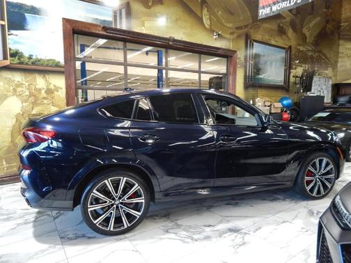 2021 BMW X6 xDrive40i