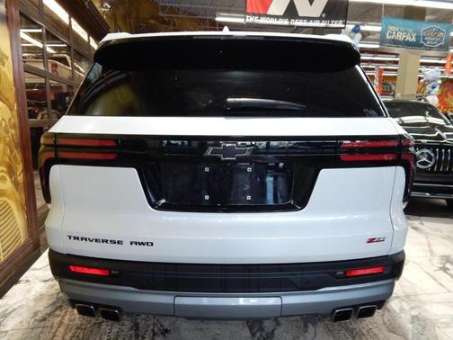 2024 Chevrolet Traverse Z71