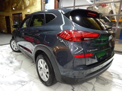 2019 Hyundai TUCSON SE