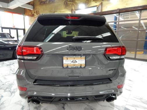 2020 Jeep Grand Cherokee SRT