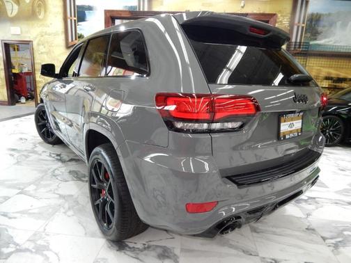 2020 Jeep Grand Cherokee SRT