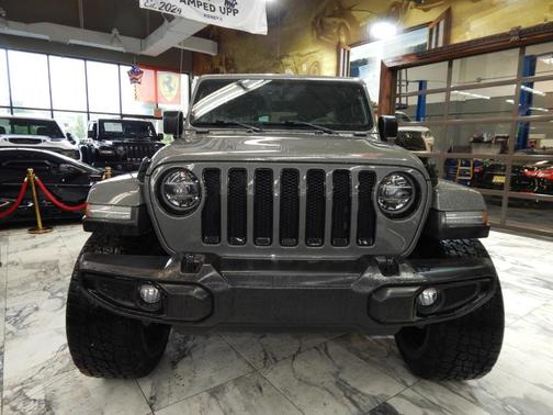 2021 Jeep Wrangler Unlimited Sahara Altitude