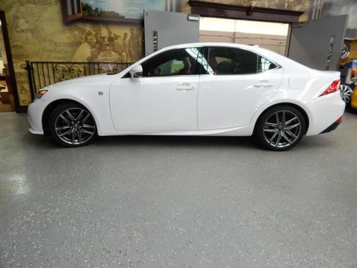 2016 Lexus IS 300 Base