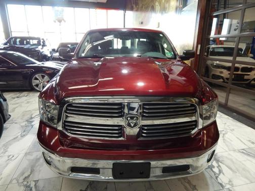 2016 RAM 1500 SLT
