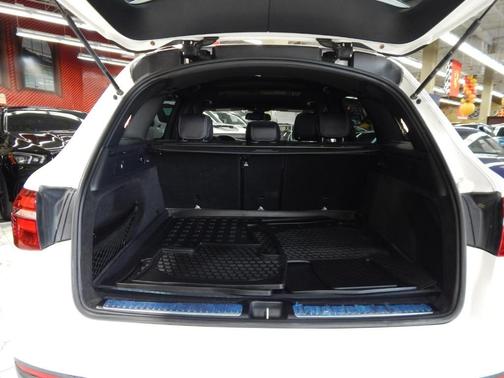 2018 Mercedes-Benz GLC 300 Base 4MATIC