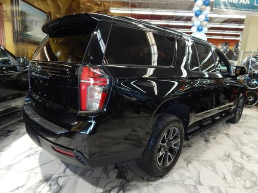 2023 Chevrolet Suburban Z71
