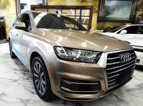 2019 Audi Q7 55 Premium Plus