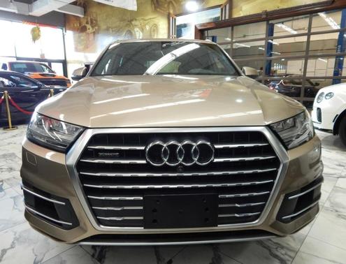 2019 Audi Q7 55 Premium Plus