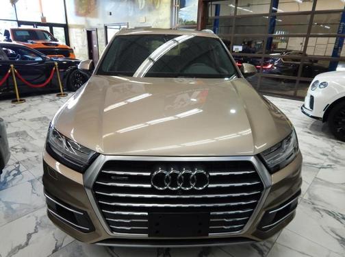 2019 Audi Q7 55 Premium Plus