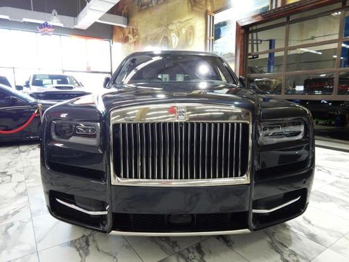 2019 Rolls-Royce Cullinan Base