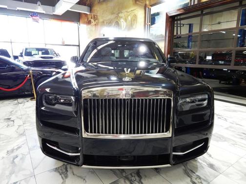2019 Rolls-Royce Cullinan Base