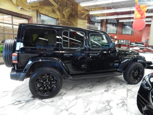 2022 Jeep Wrangler Unlimited 4xe Sahara