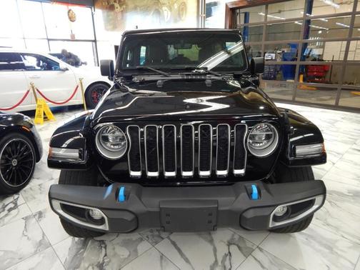 2022 Jeep Wrangler Unlimited 4xe Sahara