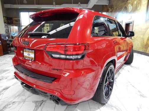2020 Jeep Grand Cherokee SRT