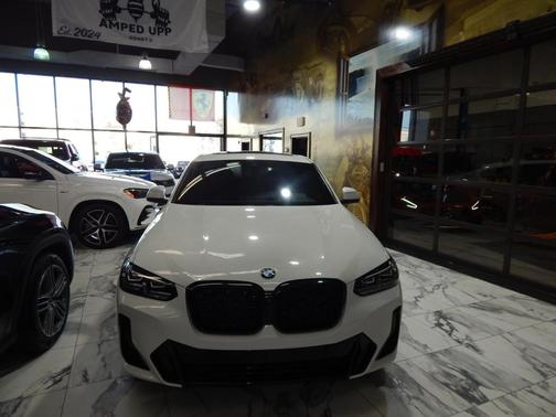 2022 BMW X4 xDrive30i