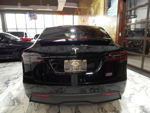 2022 Tesla Model X Base