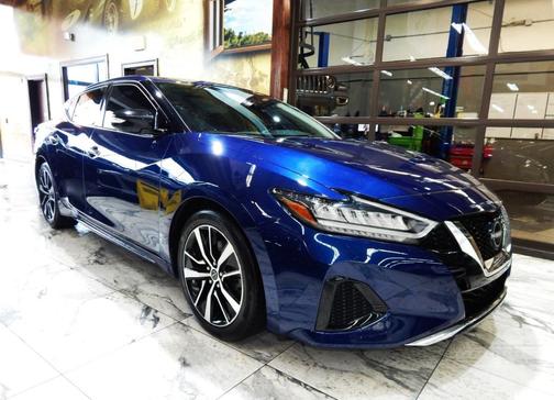 2023 Nissan Maxima SV