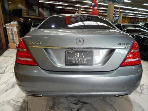 2010 Mercedes-Benz S-Class S 550 4MATIC