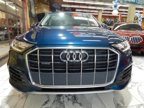 2020 Audi Q7 55 quattro Premium Plus