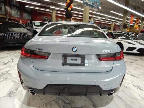 2024 BMW 330 i xDrive